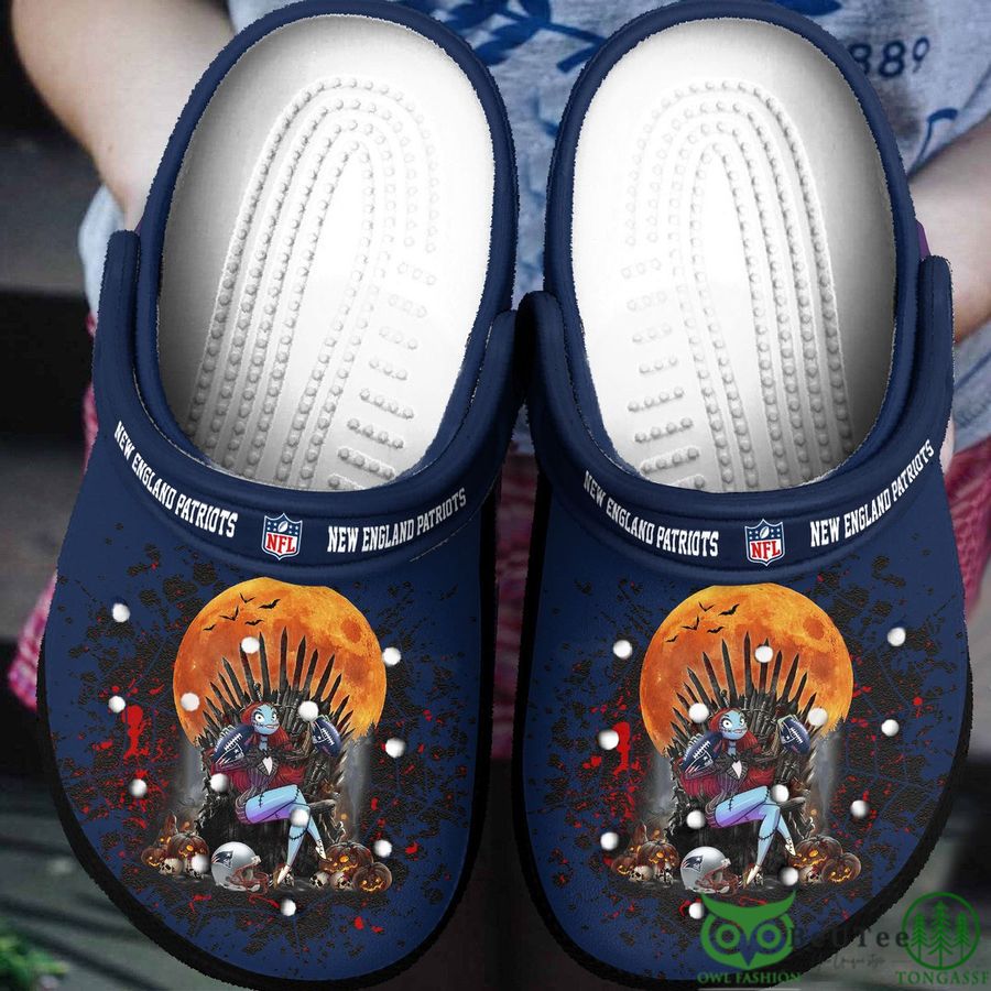 NFL New England Patriots Spiderweb Halloween Dark Blue Clogs