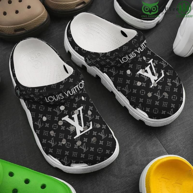 Louis Vuitton Logo Crocs Clogs - EmonShop - Tagotee