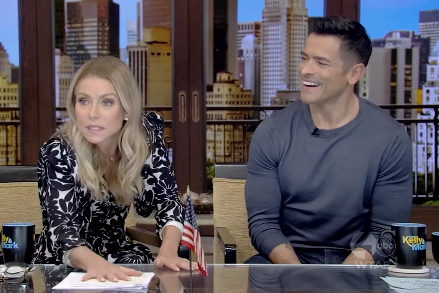 Kelly Ripa Complains After Receiving Clothes That 'Smelled Like Marijuana' from High-End Store